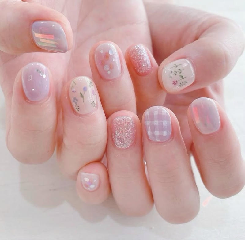 nail vẽ cute đi học