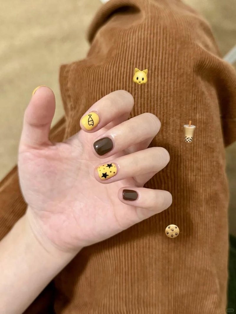 nail vẽ cute kẹo ngọt