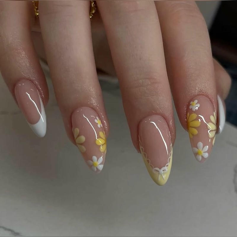 nail vẽ hoa dự cưới