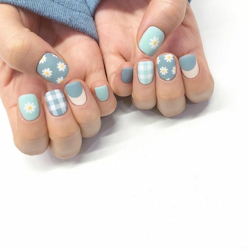 nail vẽ hoa nghệ thuật