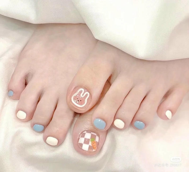 sơn móng chân đủ màu