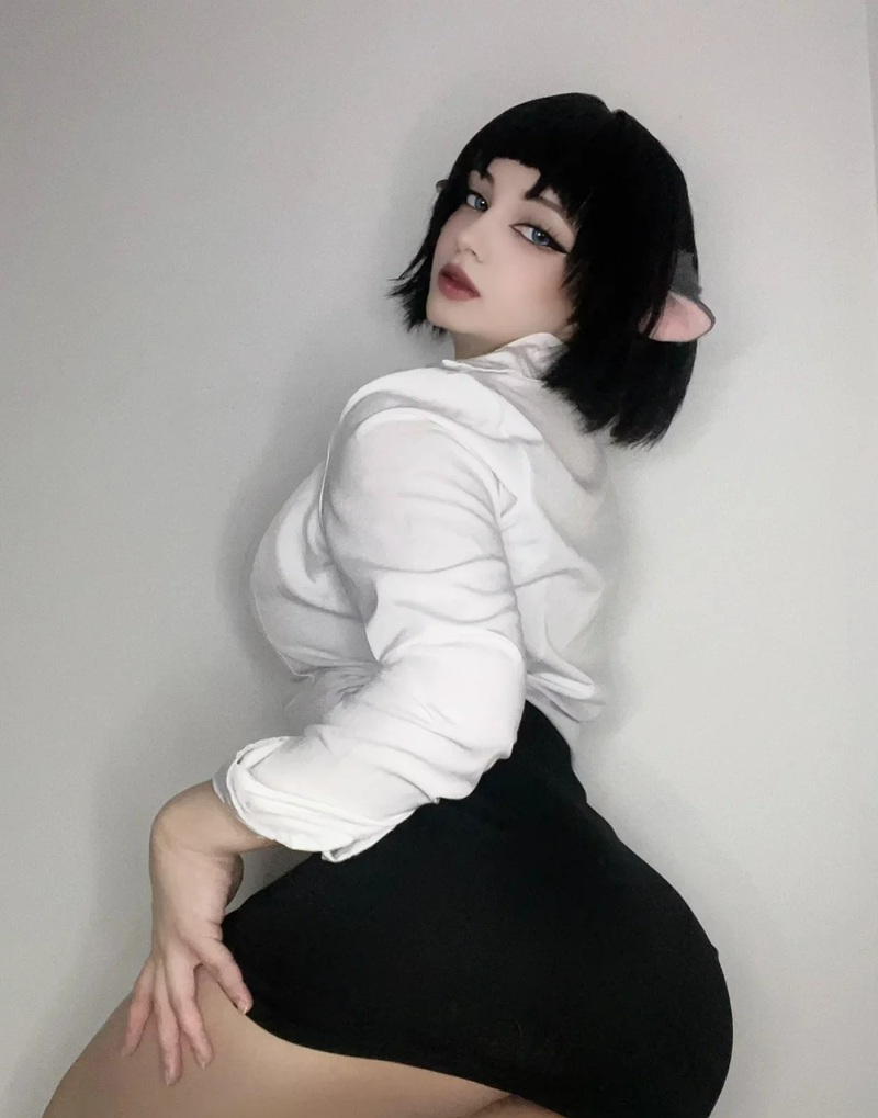 cosplay cute mông lớn