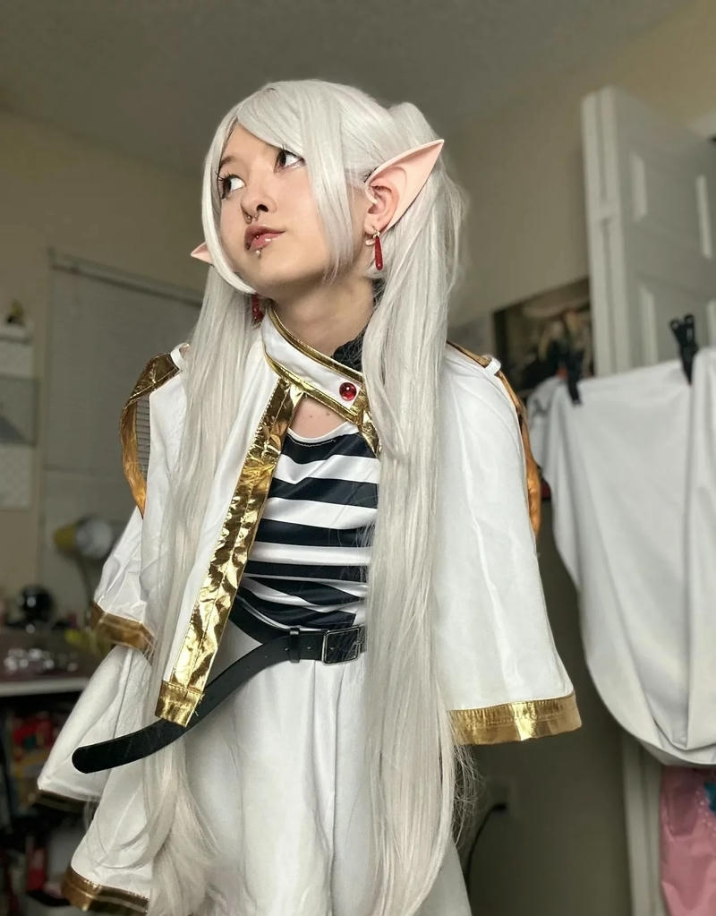 cosplay frieren gốc