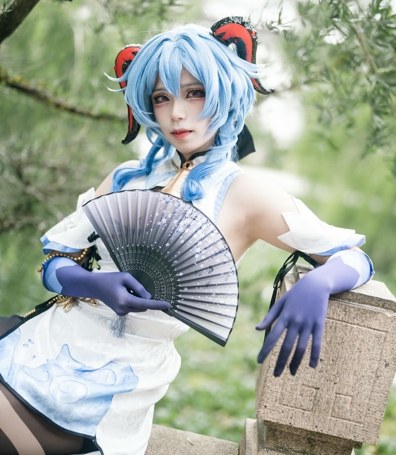 cosplay ganyu lạnh lùng