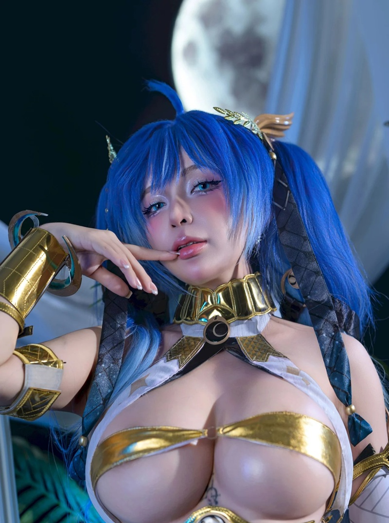 hinh ảnh cosplay múp